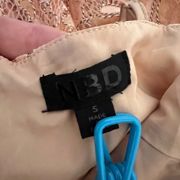 Revolve x NBD Brielle Sheer Blush Lace Romantic Midi Dress Size Small - Picture 11 of 12